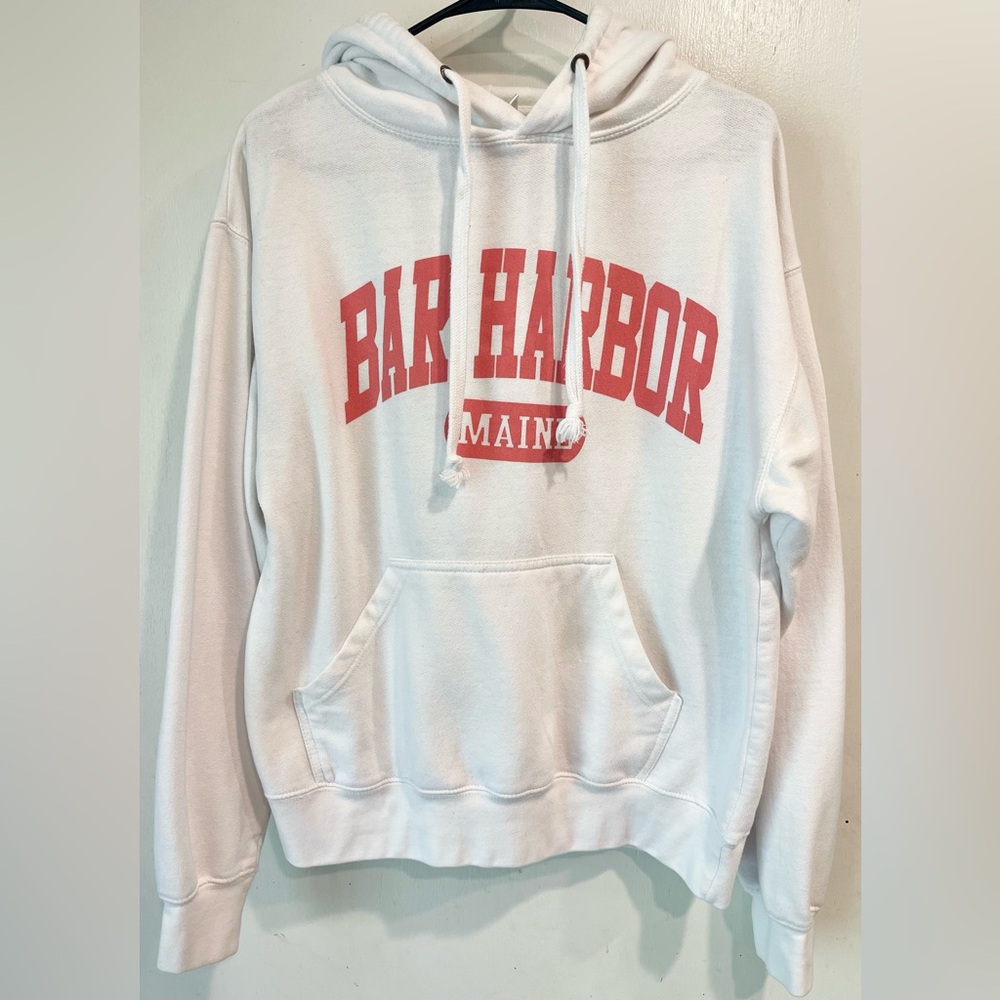 Women’s medium surf co sweatshirt (MAINE)